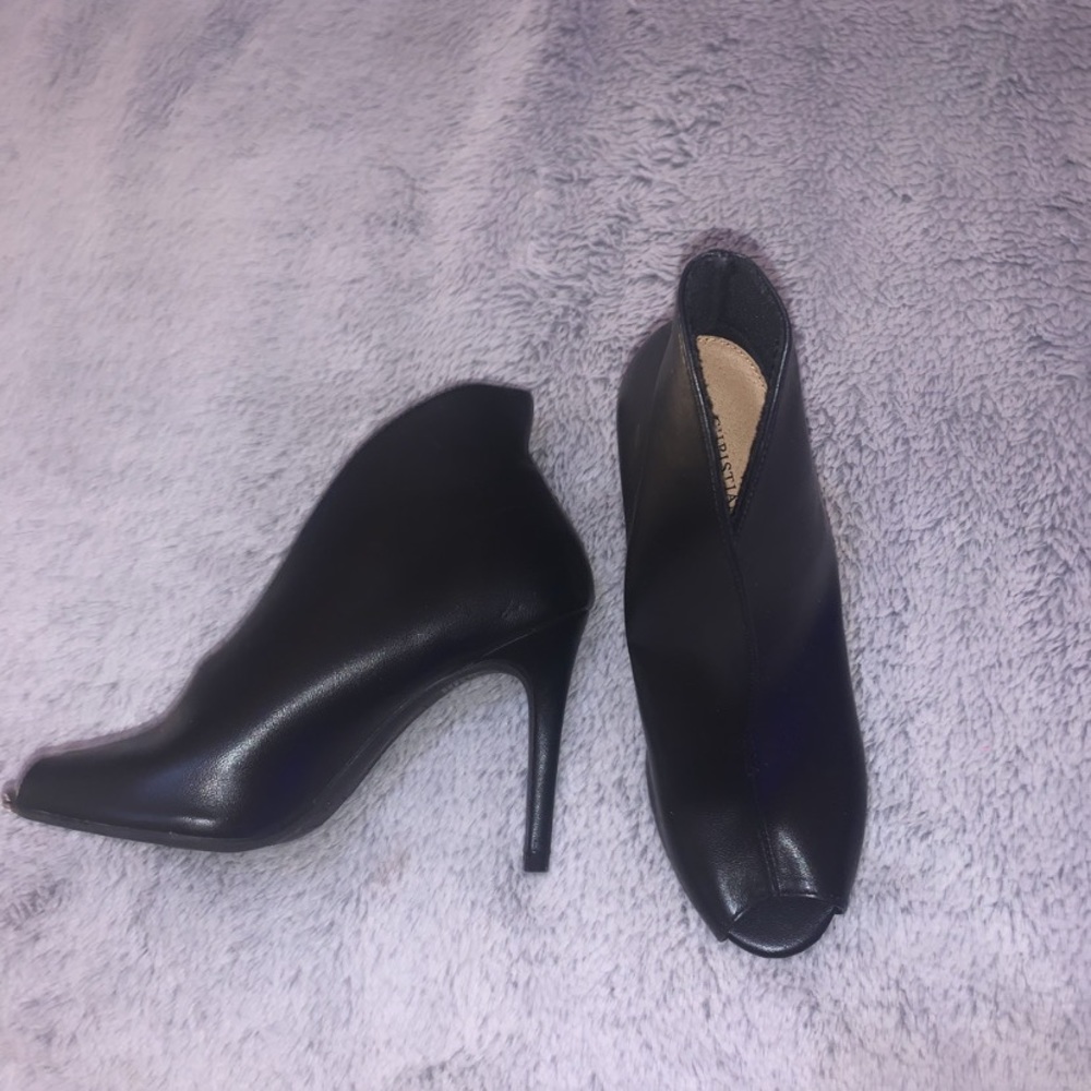 Black heels